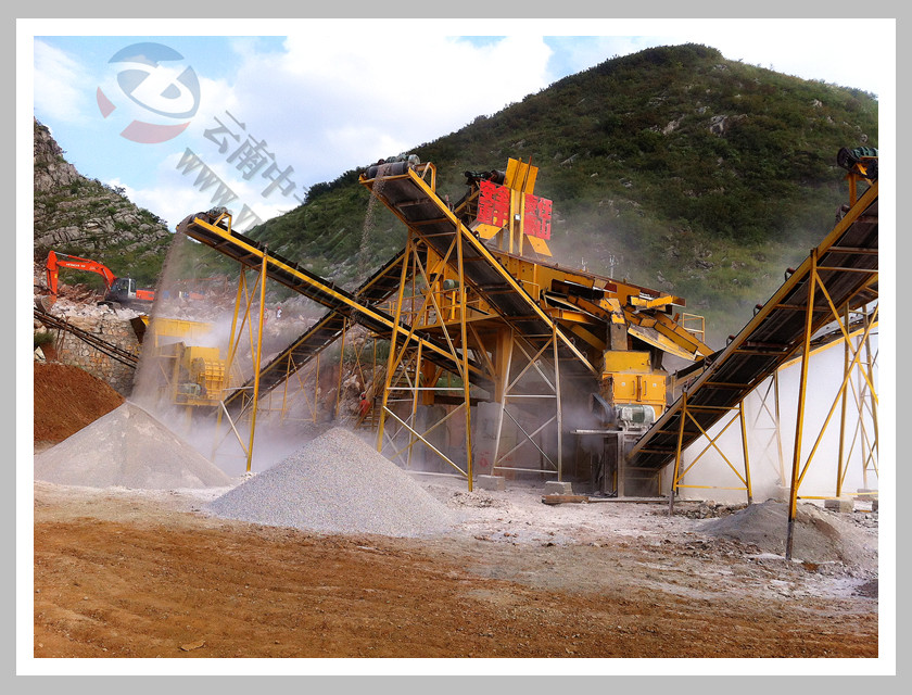 云南中天礦山機械設備制造,云南昆明鵝卵石、玄武巖、花崗巖、石灰巖鄂式破碎機,反擊式破碎機,二合一破碎機,制砂機,給料機,石料生產線,制砂生產線-日產2500-3500噸案例-圖片中心